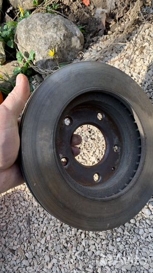 Тормазной диск передний Mazda 626