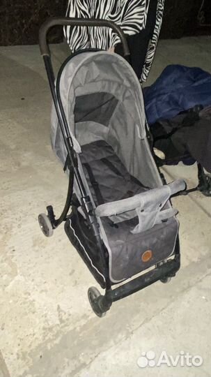 Прогулочная коляска