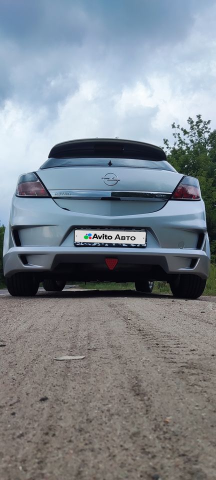 Opel Astra GTC: фото владельца
