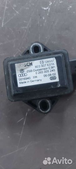 Датчик ускорения на Volkswagen Phaeton