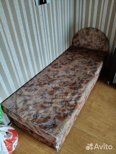 Диван-тахта