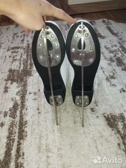 Коньки фигурные 36 размер