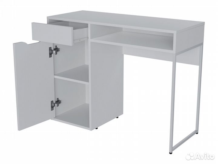 Письменный стол