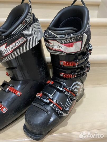 Горнолыжные ботинки
