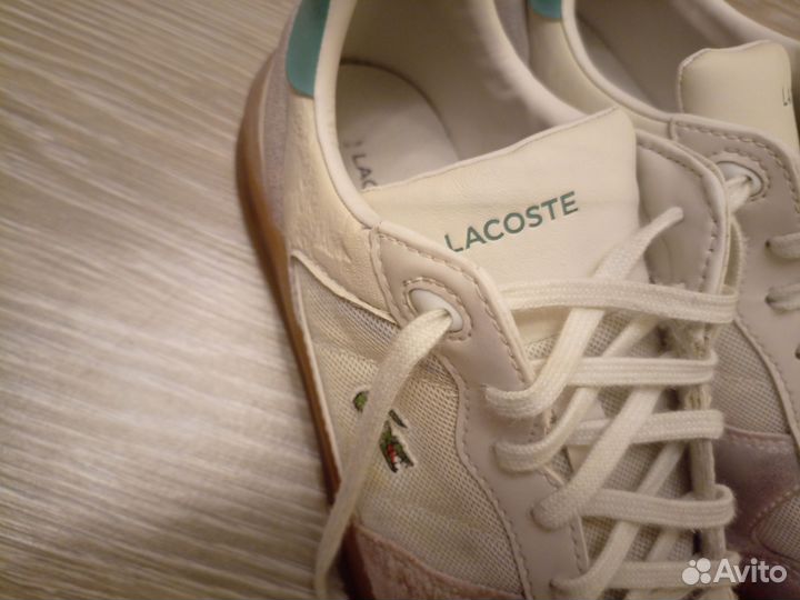 Кроссовки женские