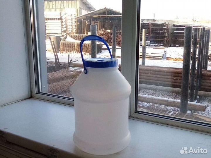 Бидон пластиковый для пищевых продуктов 8 литров