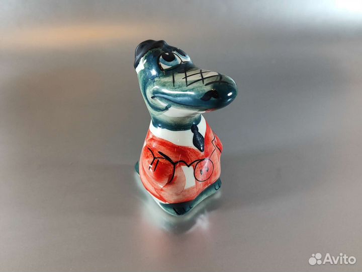 Крокодил Геннадий фарфоровая статуэтка