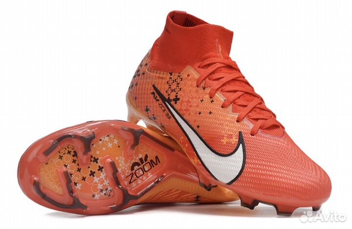 Футбольные бутсы