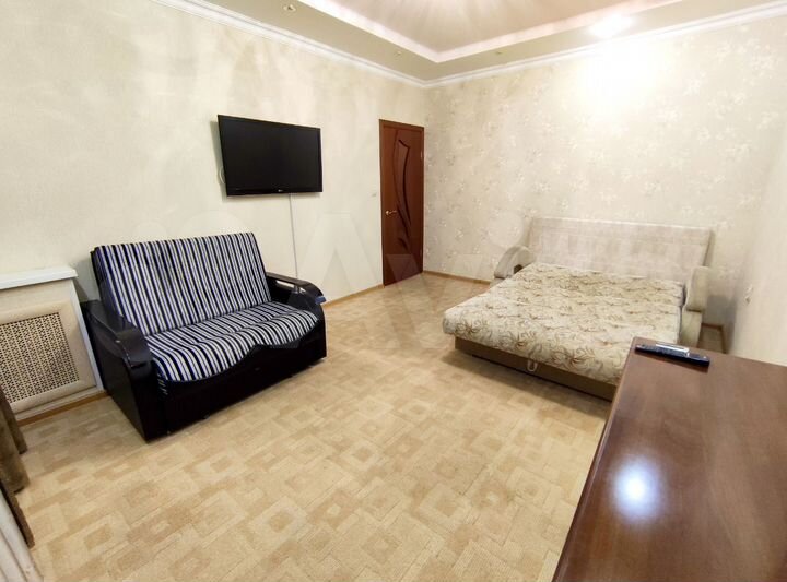 2-к. квартира, 61 м², 5/5 эт.
