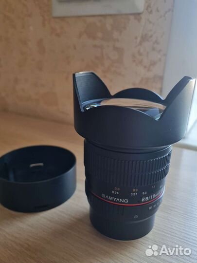 Samyang 10mm f2.8 для Fujifilm
