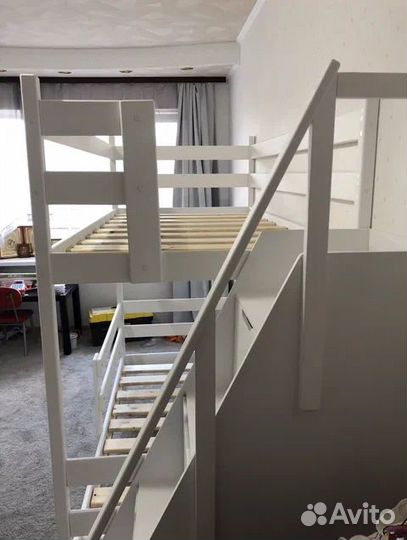 Двухъярусная кровать с лестницей комодом 160х80