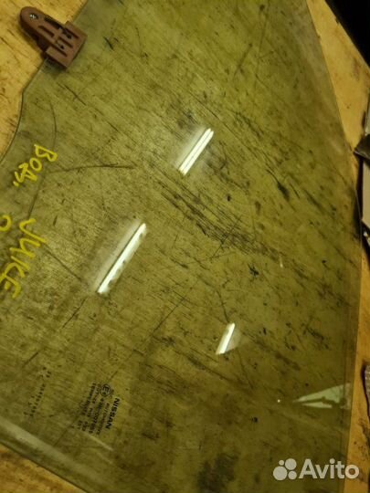 Стекло переднее левое Nissan Juke F15 HR16DE 2011