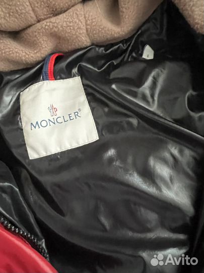 Зимняя куртка moncler