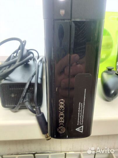 Xbox 360E, 500гб, не прошитая