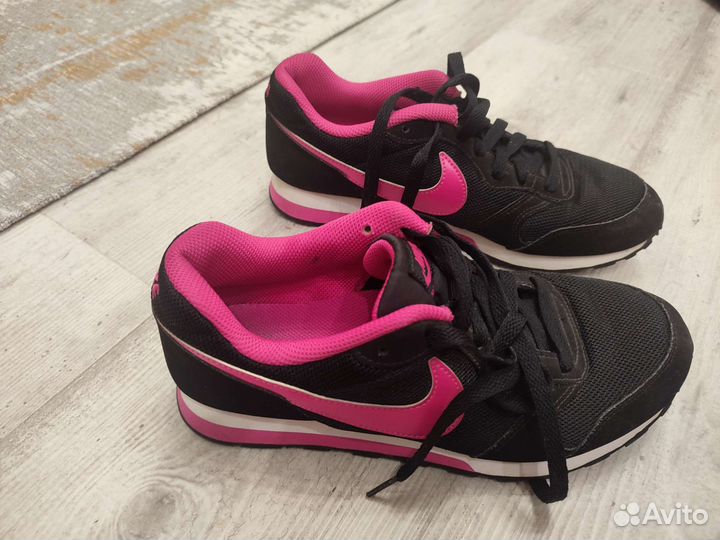 Кроссовки Nike md runner 2 оригинал, стелька 24