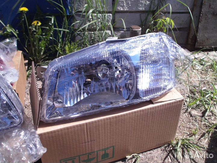 Фара правая, левая Hyundai Accent тагаз