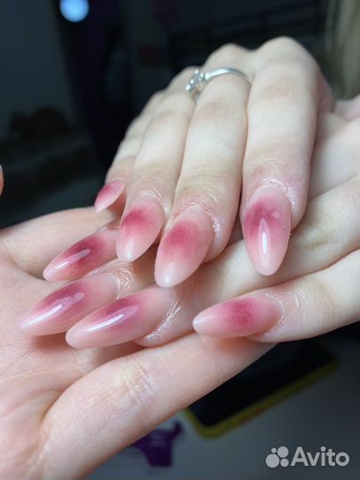 Модель на маникюр любой дизайн