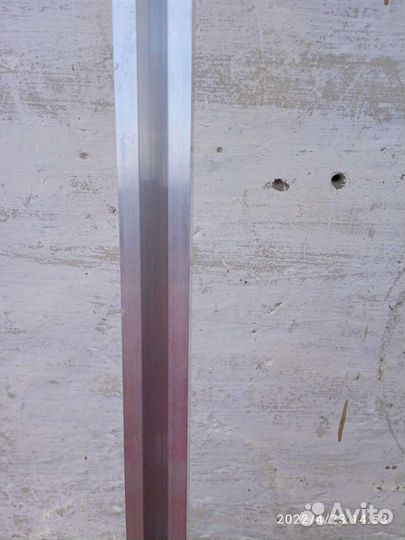 Направляющая для дверей