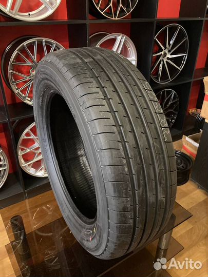 Yokohama BluEarth-XT AE61 225/55 R18 98V