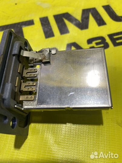 Реостат / Резистор печки Hyundai Matrix