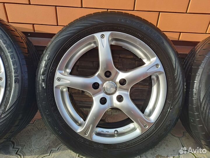 Nokian Tyres Hakka Blue 2 205/55 R16 V