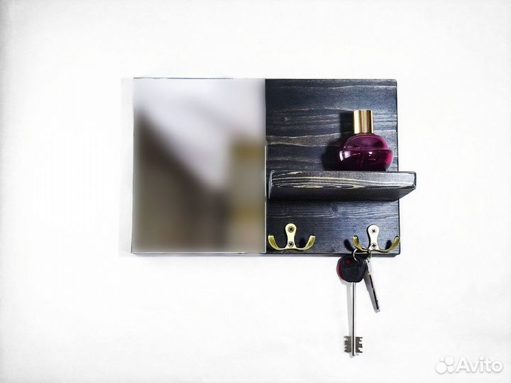 Полка ключница с зеркалом