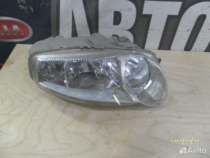 Фара правая Alfa Romeo 147 Альфа Ромео 147
