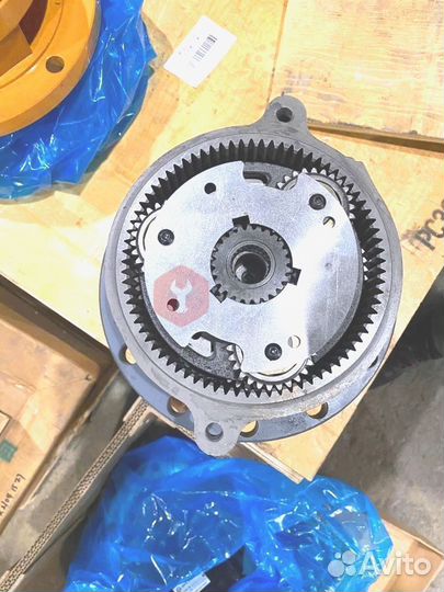 Редуктор поворота Hitachi ZX210H-5G 9262916