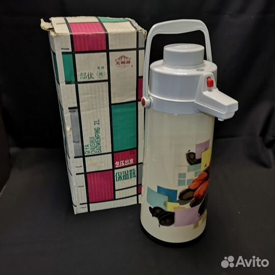 Термос с помпой-дозатором