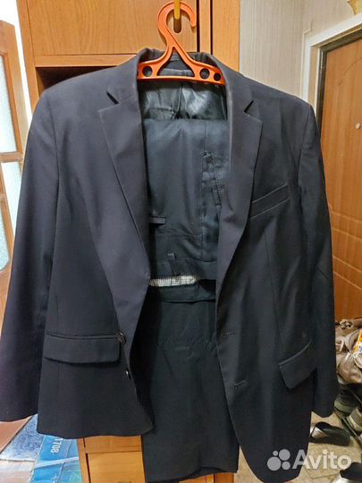 Костюм школьный