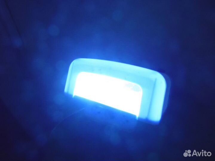 Лампа для сушки ногтей DRY light