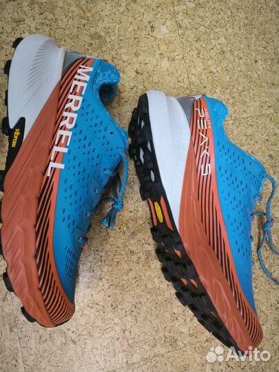 Продам кроссовки merrell agility peak 5