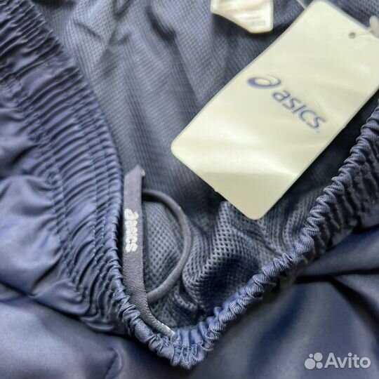 Шорты asics / новые Размер L