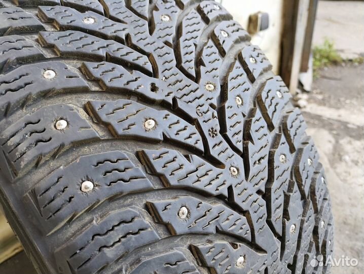 Nokian Tyres Hakkapeliitta 9 235/45 R18 99T
