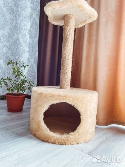 Домик для кошки с когтеточкой