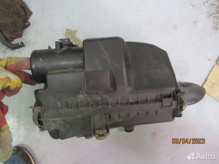 Прадо 150 3.0 TD корпус воздушного фильтра