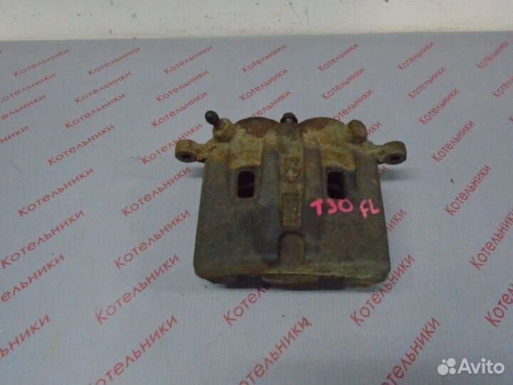 Nissan 41011-8H300 Суппорт тормозной левый