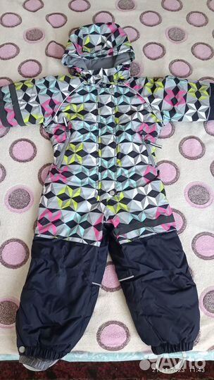 Зимний комбинезон для девочки