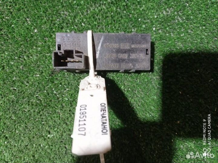 Часы приборной панели электронные Mitsubishi