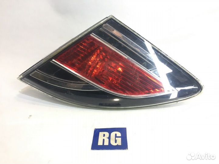 Фонарь крышки багажника правый Mazda 6 Gh хэтчбек