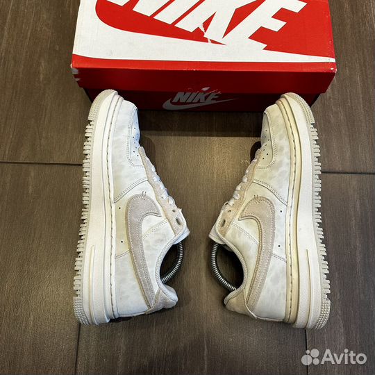 Nike Air Force 1 Luxe summit white