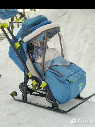 Детские санки на колесах