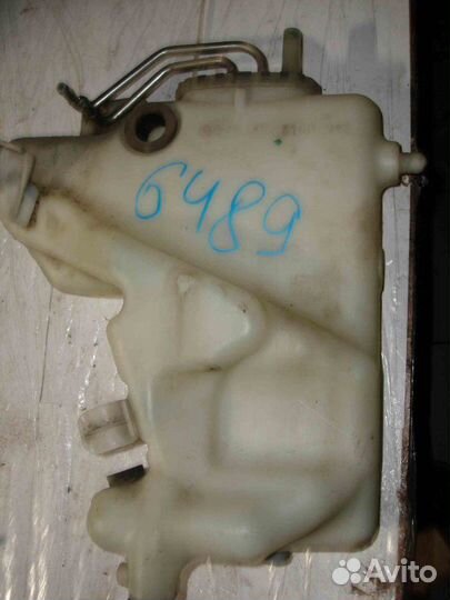 Бачок Mercedes E W211 2002-2009