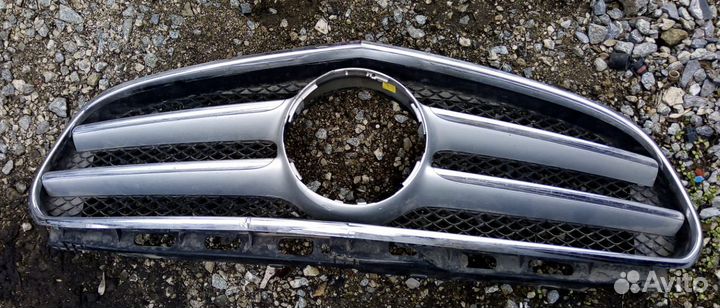 Решетка радиатора Mercedes W212 Ekkasse