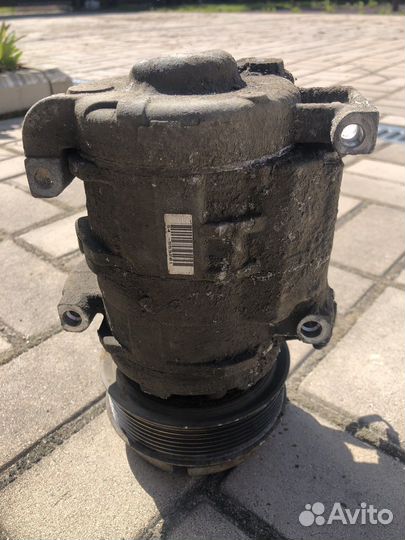 Компрессор кондиционера Lexus Lx 570 J200 3urfe