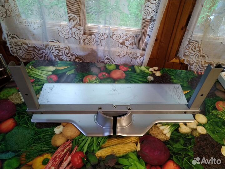 Подставка для телевизора