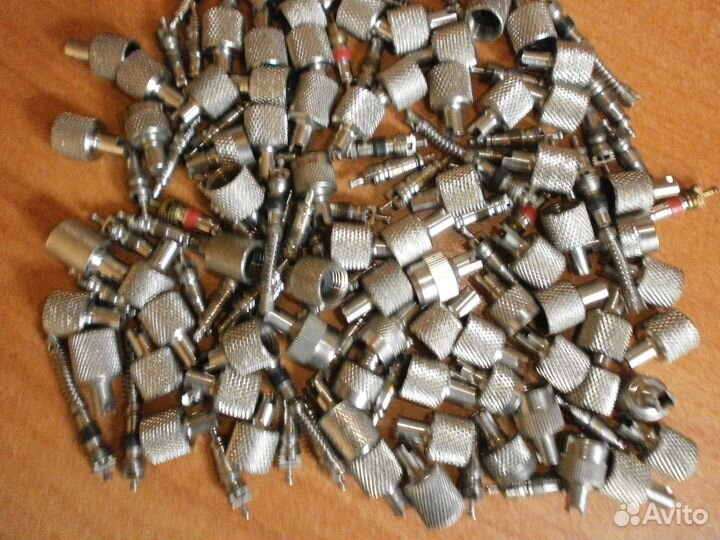 Золотники, гайки, колпачки