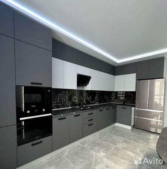 Кухня на заказ. Доставка и сборка EHY62314