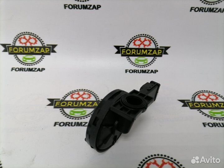 Клапан вентиляции картерных газов клапанной крышки