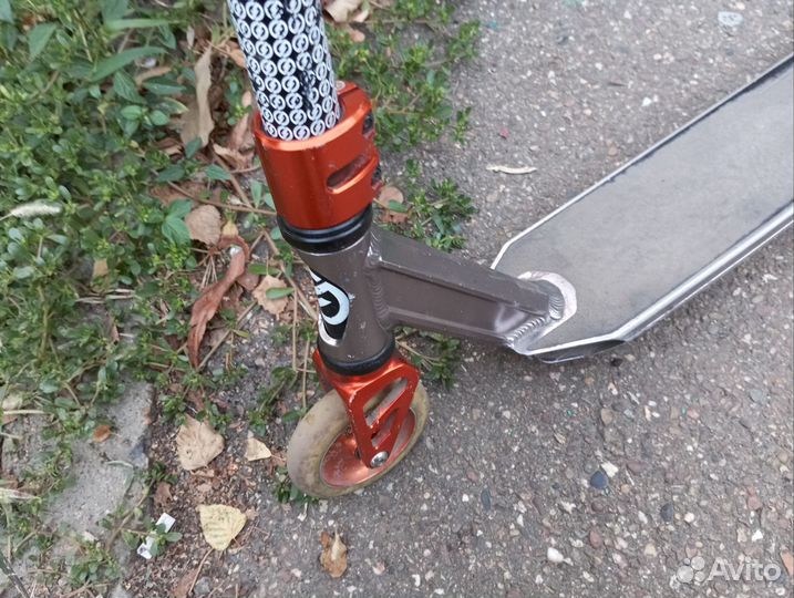 Трюковой самокат oxelo